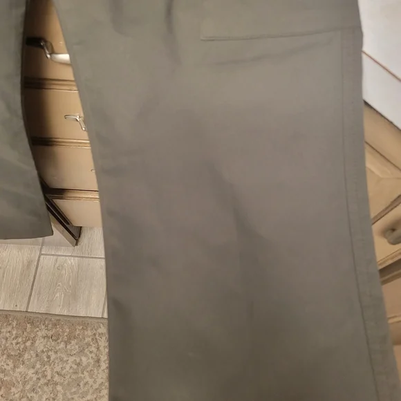 Nwot Wrangler Men's Cargo Pants - Olive - Picture 5 of 6